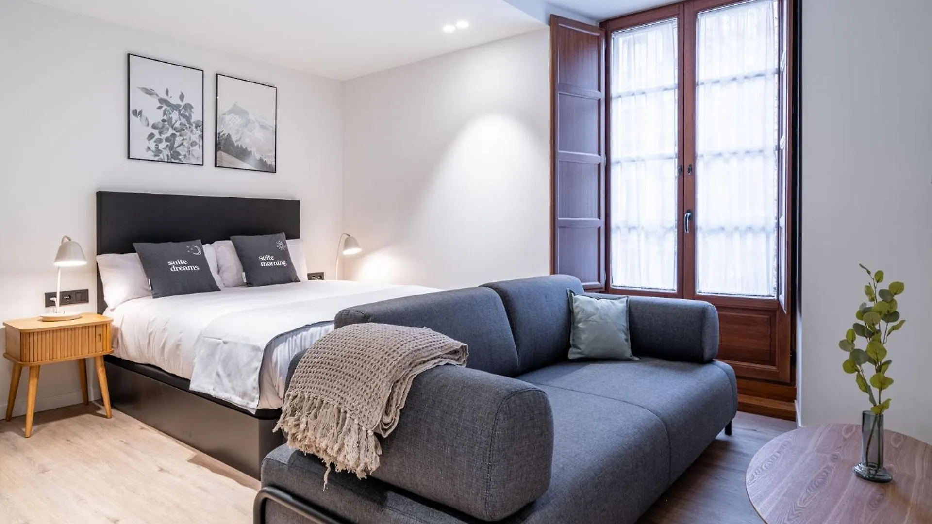 Limehome Vitoria Palacio De Los Alava-Velasco Spain