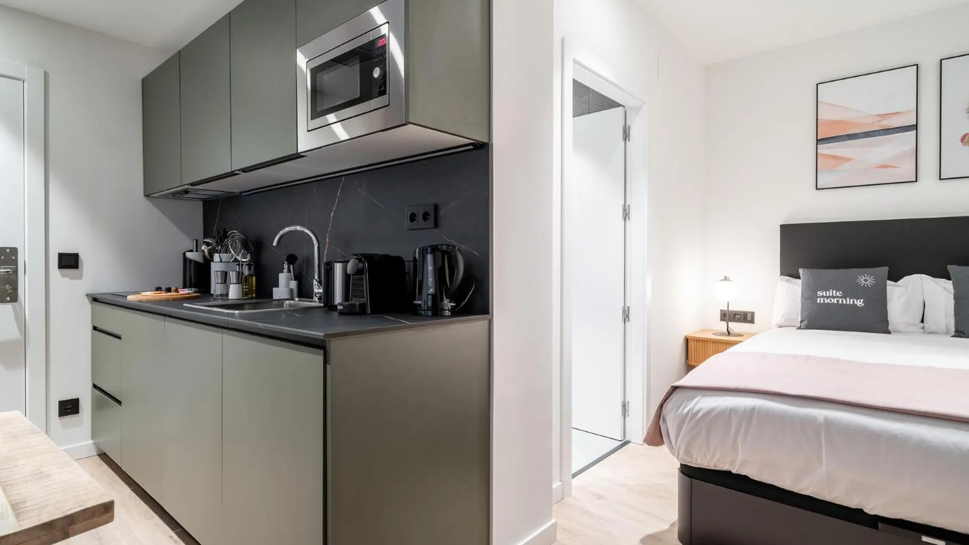 Limehome Vitoria Palacio De Los Alava-Velasco 0*, Vitoria-Gasteiz Spain